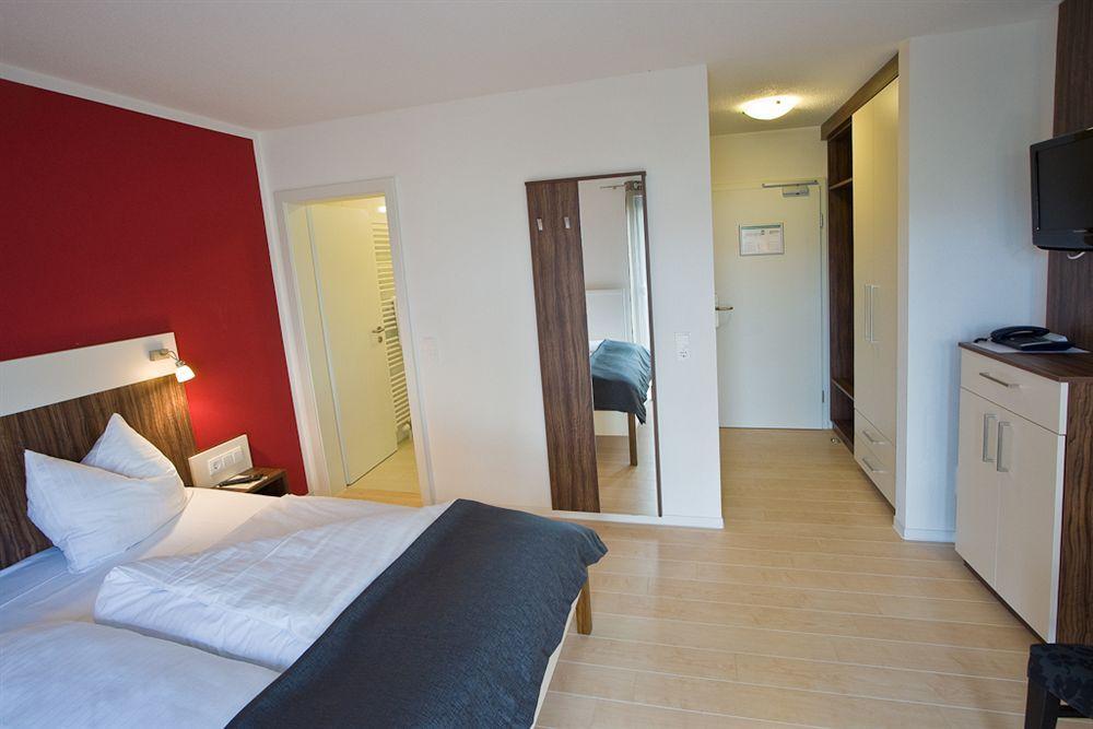 4Mex Hotel & Living Munchen Bagian luar foto
